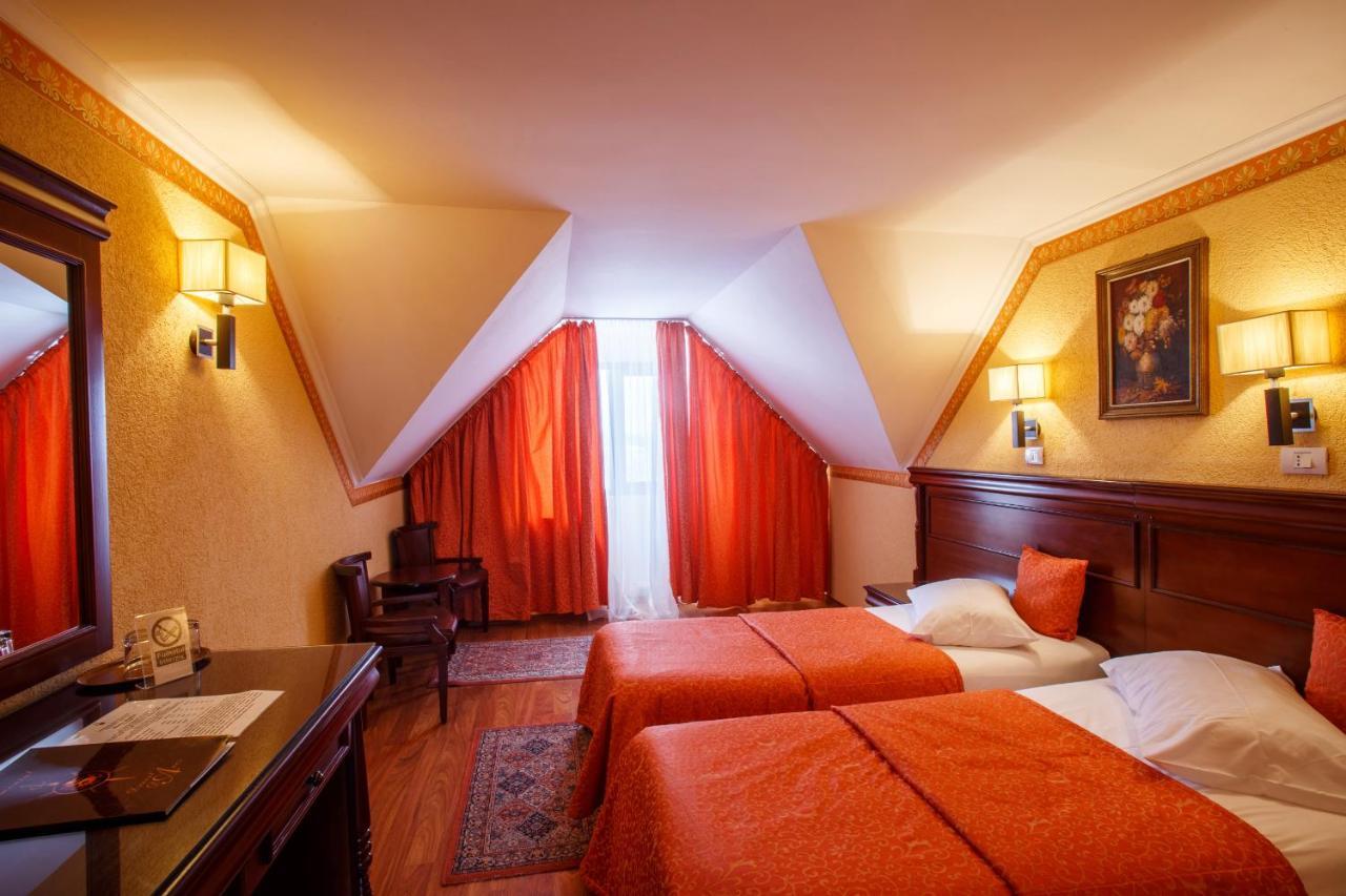 Hotel Domeniul Dracula Daneş Zewnętrze zdjęcie